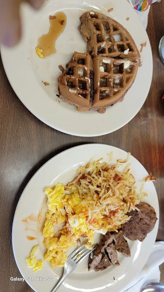 Blueberry Waffle w Turkey Sausage